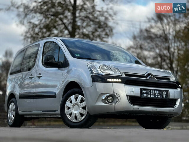 Серый Ситроен Берлинго, объемом двигателя 1.6 л и пробегом 206 тыс. км за 9700 $, фото 2 на Automoto.ua