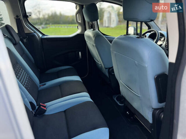 Серый Ситроен Берлинго, объемом двигателя 1.6 л и пробегом 206 тыс. км за 9700 $, фото 55 на Automoto.ua