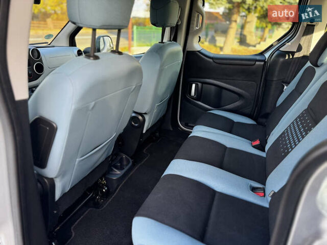 Серый Ситроен Берлинго, объемом двигателя 1.6 л и пробегом 206 тыс. км за 9700 $, фото 61 на Automoto.ua