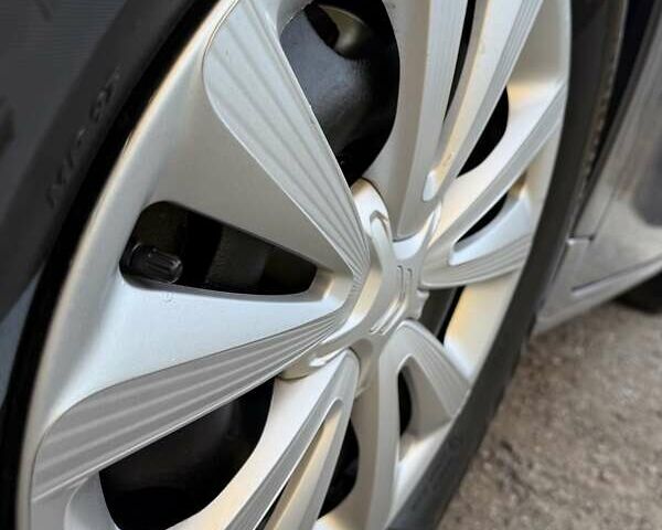 Серый Ситроен Берлинго, объемом двигателя 1.6 л и пробегом 153 тыс. км за 10950 $, фото 8 на Automoto.ua