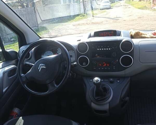 Серый Ситроен Берлинго, объемом двигателя 1.6 л и пробегом 225 тыс. км за 9600 $, фото 14 на Automoto.ua