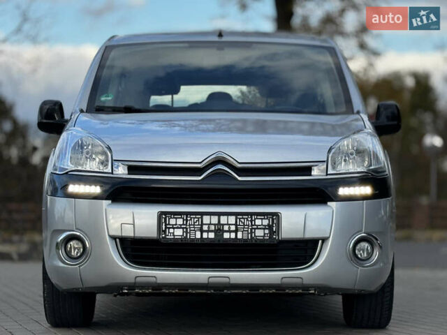 Серый Ситроен Берлинго, объемом двигателя 1.6 л и пробегом 206 тыс. км за 9700 $, фото 3 на Automoto.ua