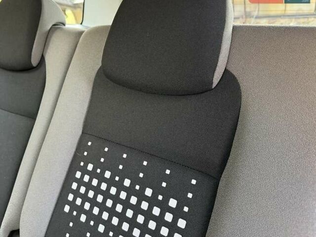 Серый Ситроен Берлинго, объемом двигателя 1.6 л и пробегом 153 тыс. км за 10950 $, фото 76 на Automoto.ua