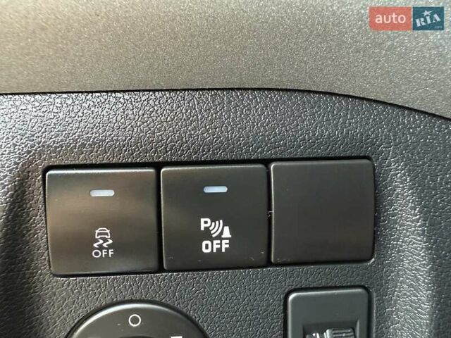 Серый Ситроен Берлинго, объемом двигателя 1.6 л и пробегом 153 тыс. км за 10950 $, фото 53 на Automoto.ua