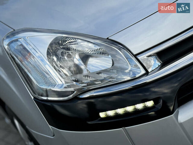 Серый Ситроен Берлинго, объемом двигателя 1.6 л и пробегом 206 тыс. км за 9700 $, фото 13 на Automoto.ua