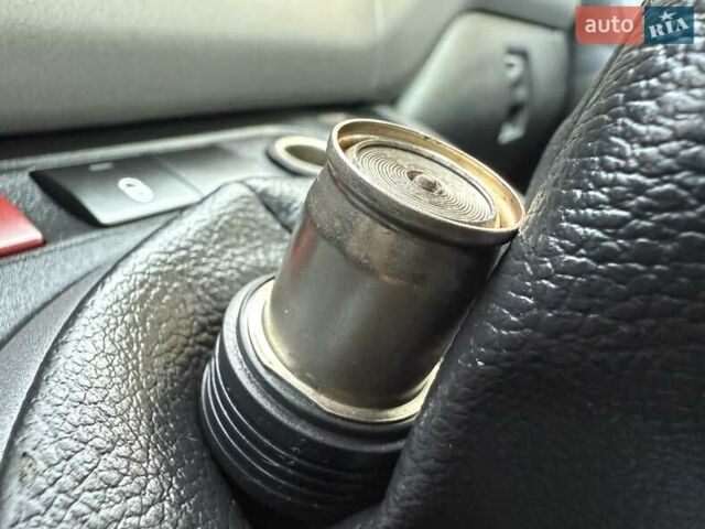 Серый Ситроен Берлинго, объемом двигателя 1.6 л и пробегом 153 тыс. км за 10950 $, фото 68 на Automoto.ua