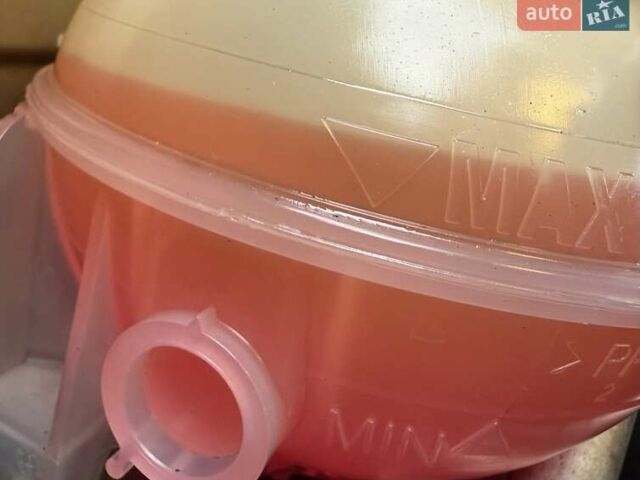 Серый Ситроен Берлинго, объемом двигателя 1.6 л и пробегом 153 тыс. км за 10950 $, фото 34 на Automoto.ua