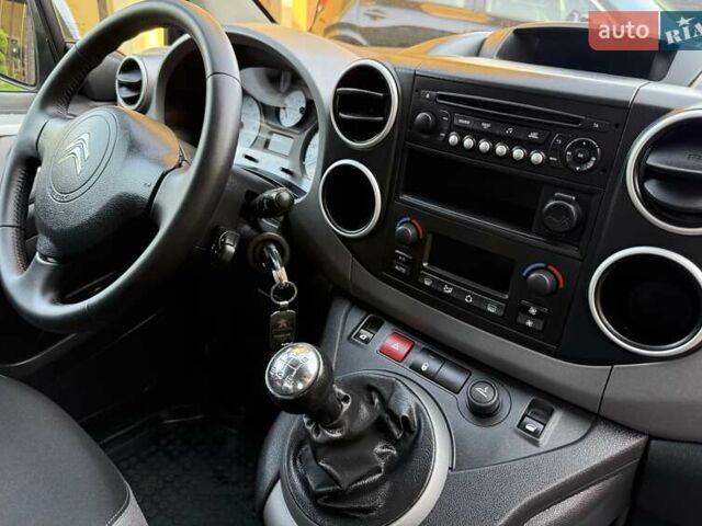 Серый Ситроен Берлинго, объемом двигателя 1.6 л и пробегом 153 тыс. км за 10950 $, фото 103 на Automoto.ua