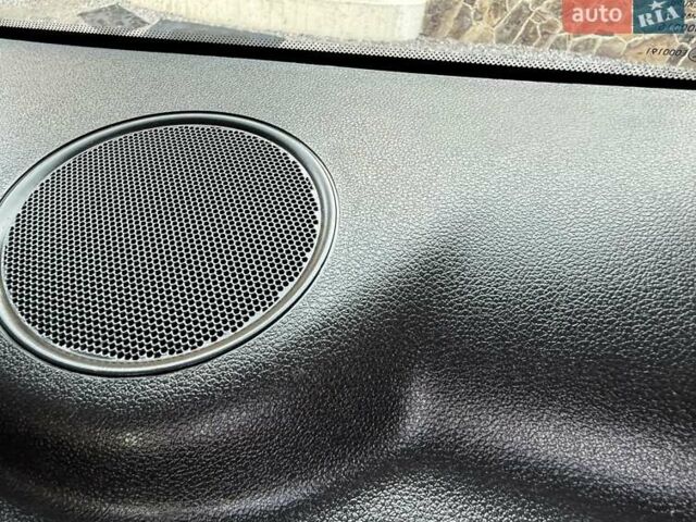 Серый Ситроен Берлинго, объемом двигателя 1.6 л и пробегом 153 тыс. км за 10950 $, фото 88 на Automoto.ua