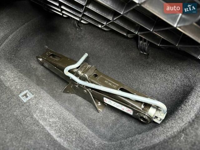 Серый Ситроен Берлинго, объемом двигателя 1.6 л и пробегом 153 тыс. км за 10950 $, фото 92 на Automoto.ua