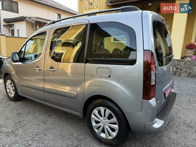 Серый Ситроен Берлинго, объемом двигателя 1.6 л и пробегом 153 тыс. км за 10950 $, фото 2 на Automoto.ua