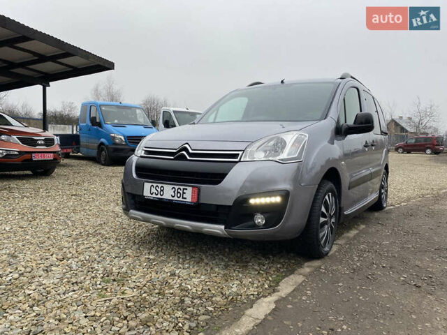 Серый Ситроен Берлинго, объемом двигателя 1.6 л и пробегом 239 тыс. км за 10900 $, фото 17 на Automoto.ua
