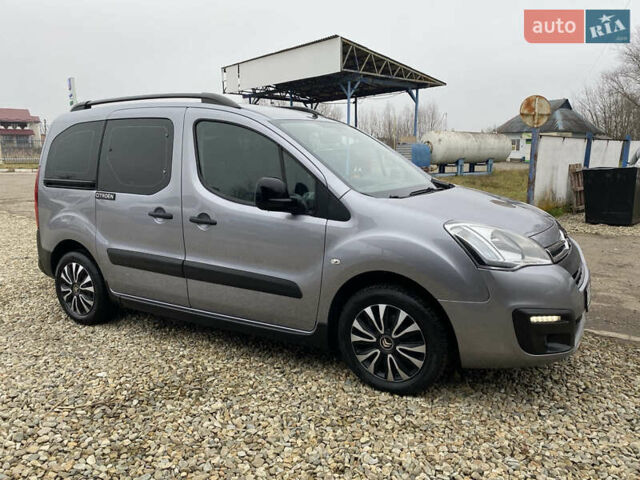 Серый Ситроен Берлинго, объемом двигателя 1.6 л и пробегом 239 тыс. км за 10900 $, фото 5 на Automoto.ua