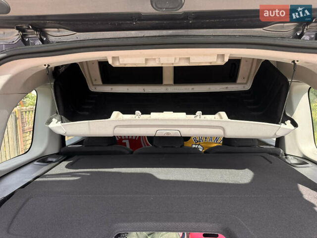 Серый Ситроен Берлинго, объемом двигателя 1.5 л и пробегом 161 тыс. км за 16225 $, фото 18 на Automoto.ua