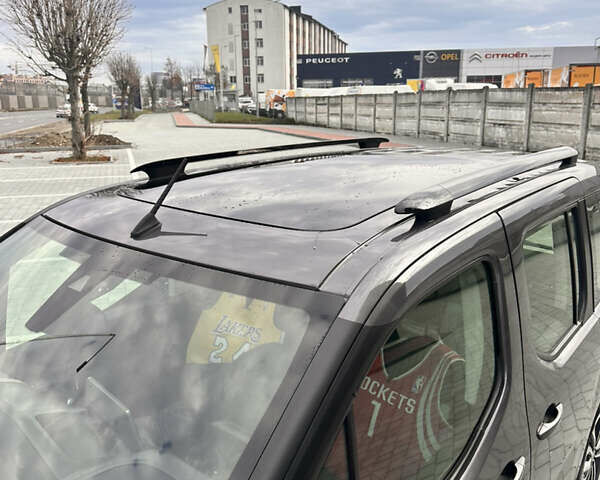 Серый Ситроен Берлинго, объемом двигателя 1.5 л и пробегом 161 тыс. км за 16225 $, фото 10 на Automoto.ua