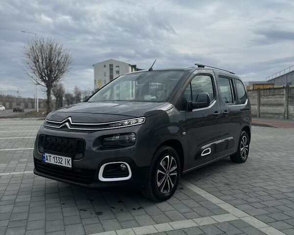 Серый Ситроен Берлинго, объемом двигателя 1.5 л и пробегом 161 тыс. км за 16225 $, фото 9 на Automoto.ua