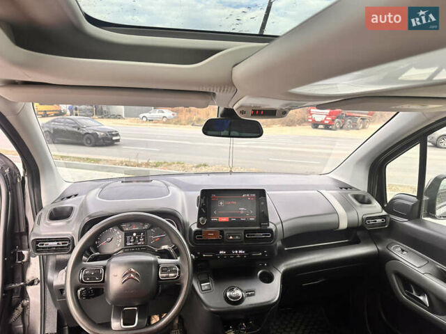 Серый Ситроен Берлинго, объемом двигателя 1.5 л и пробегом 161 тыс. км за 16225 $, фото 11 на Automoto.ua