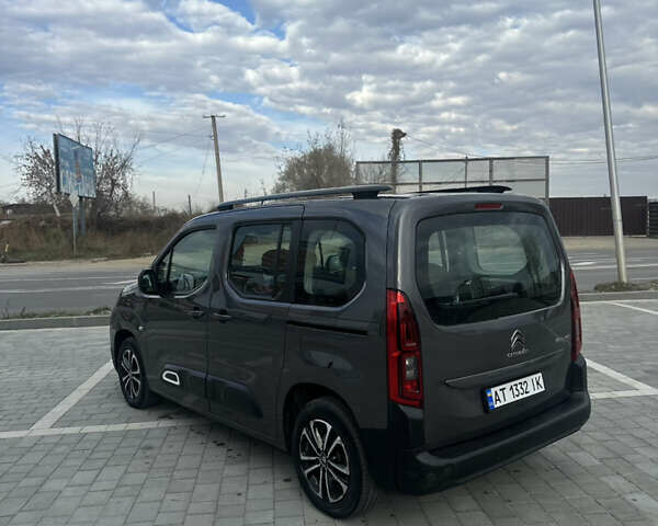 Серый Ситроен Берлинго, объемом двигателя 1.5 л и пробегом 161 тыс. км за 16225 $, фото 2 на Automoto.ua