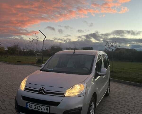 Серый Ситроен Берлинго, объемом двигателя 0 л и пробегом 50 тыс. км за 10000 $, фото 3 на Automoto.ua