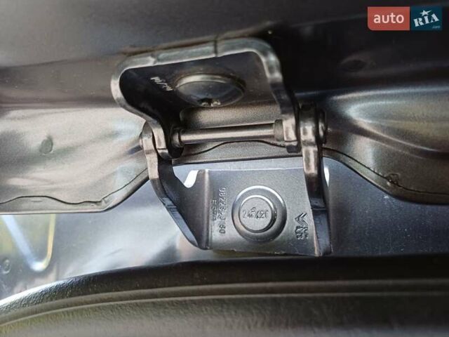 Сірий Сітроен Берлінго, об'ємом двигуна 1.5 л та пробігом 146 тис. км за 17600 $, фото 61 на Automoto.ua
