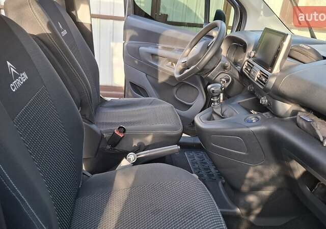 Сірий Сітроен Берлінго, об'ємом двигуна 1.5 л та пробігом 40 тис. км за 20383 $, фото 10 на Automoto.ua