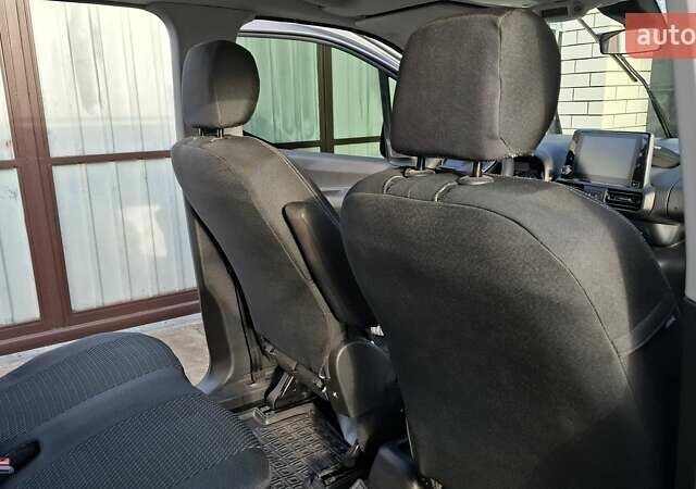 Сірий Сітроен Берлінго, об'ємом двигуна 1.5 л та пробігом 40 тис. км за 20383 $, фото 17 на Automoto.ua