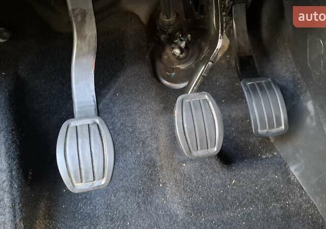 Сірий Сітроен Берлінго, об'ємом двигуна 1.5 л та пробігом 40 тис. км за 20383 $, фото 9 на Automoto.ua