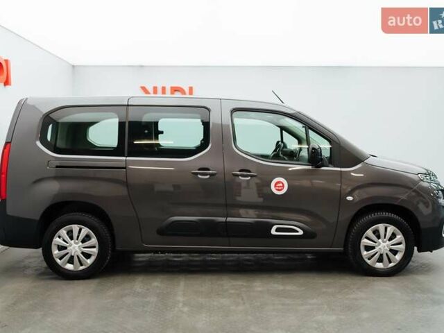 Сірий Сітроен Берлінго, об'ємом двигуна 1.5 л та пробігом 27 тис. км за 23589 $, фото 5 на Automoto.ua