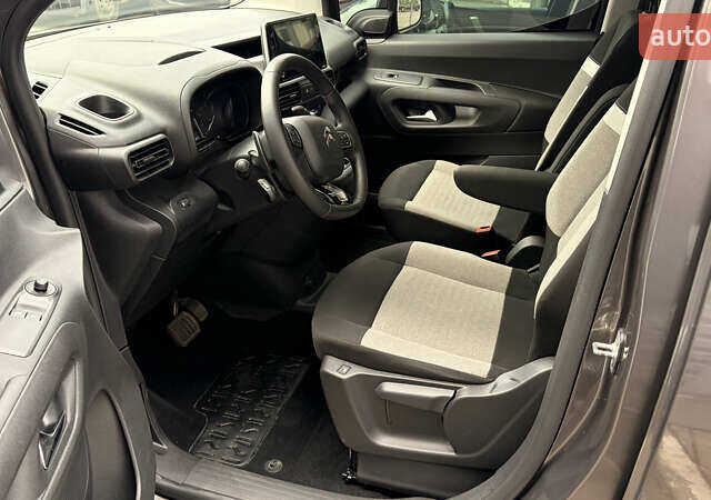 Сірий Сітроен Берлінго, об'ємом двигуна 1.5 л та пробігом 24 тис. км за 23826 $, фото 4 на Automoto.ua