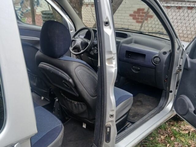 Серый Ситроен Берлинго, объемом двигателя 2 л и пробегом 370 тыс. км за 1270 $, фото 6 на Automoto.ua