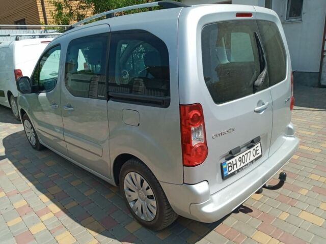 Серый Ситроен Берлинго, объемом двигателя 1.6 л и пробегом 250 тыс. км за 6900 $, фото 6 на Automoto.ua