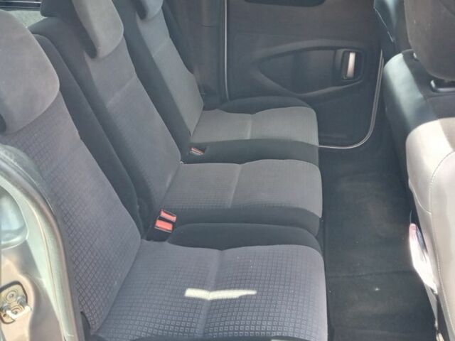 Серый Ситроен Берлинго, объемом двигателя 1.6 л и пробегом 250 тыс. км за 6900 $, фото 7 на Automoto.ua