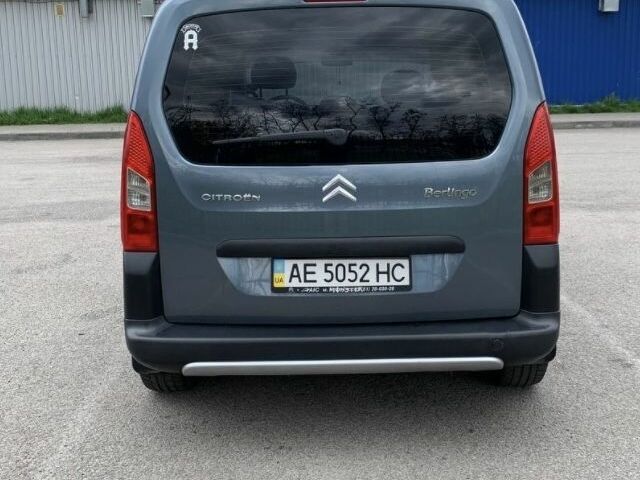 Серый Ситроен Берлинго, объемом двигателя 1.6 л и пробегом 250 тыс. км за 7500 $, фото 4 на Automoto.ua