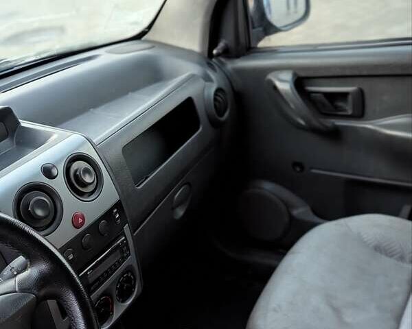 Синій Сітроен Берлінго, об'ємом двигуна 1.36 л та пробігом 300 тис. км за 2800 $, фото 11 на Automoto.ua