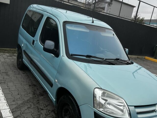 Синий Ситроен Берлинго, объемом двигателя 1.4 л и пробегом 148 тыс. км за 3500 $, фото 4 на Automoto.ua