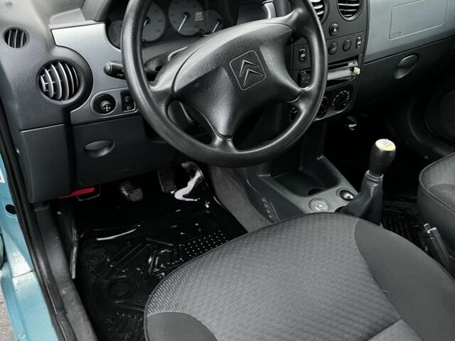 Синий Ситроен Берлинго, объемом двигателя 1.4 л и пробегом 148 тыс. км за 3500 $, фото 6 на Automoto.ua