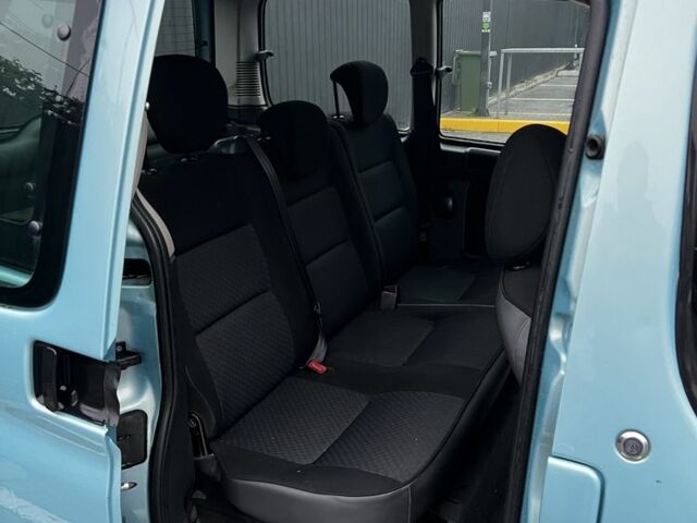 Синий Ситроен Берлинго, объемом двигателя 1.4 л и пробегом 148 тыс. км за 3500 $, фото 5 на Automoto.ua