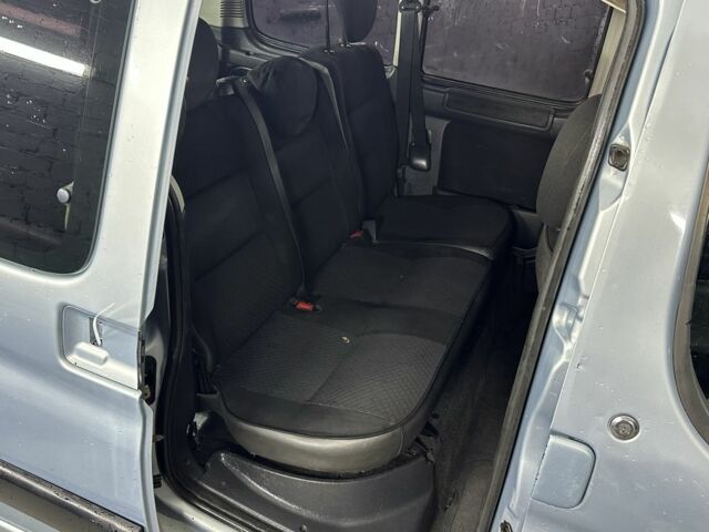 Синій Сітроен Берлінго, об'ємом двигуна 1.4 л та пробігом 350 тис. км за 2950 $, фото 9 на Automoto.ua