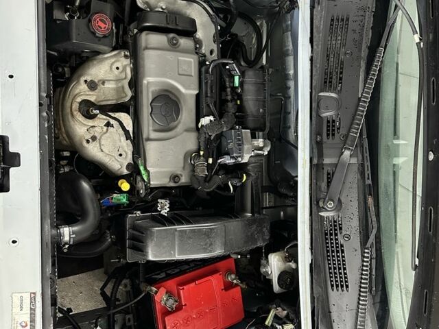 Синій Сітроен Берлінго, об'ємом двигуна 1.4 л та пробігом 350 тис. км за 2950 $, фото 10 на Automoto.ua