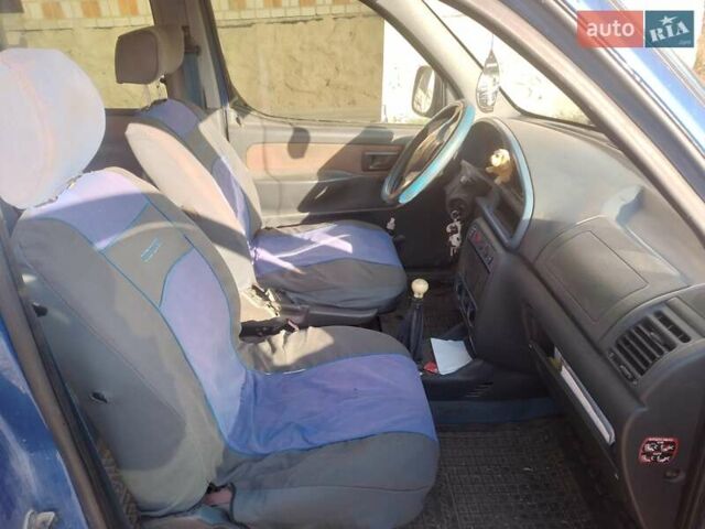Синій Сітроен Берлінго, об'ємом двигуна 1.4 л та пробігом 100 тис. км за 2200 $, фото 5 на Automoto.ua