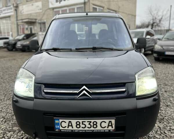 Синій Сітроен Берлінго, об'ємом двигуна 1.4 л та пробігом 300 тис. км за 2950 $, фото 2 на Automoto.ua