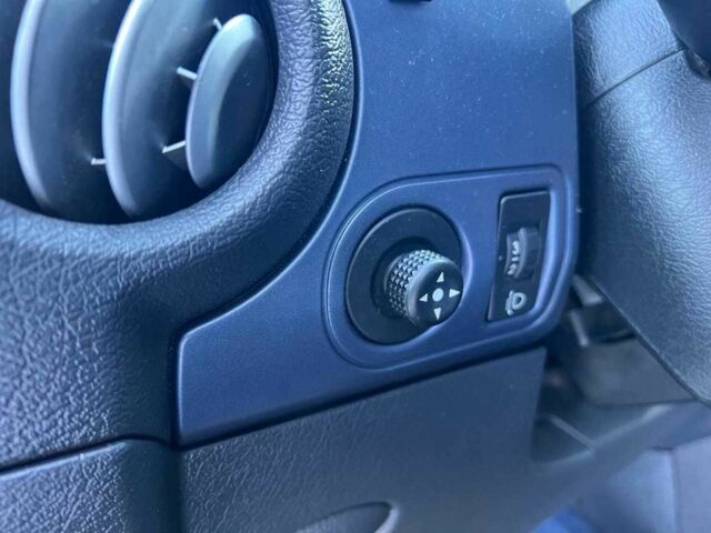 Синий Ситроен Берлинго, объемом двигателя 1.4 л и пробегом 203 тыс. км за 4190 $, фото 17 на Automoto.ua