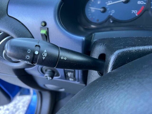 Синий Ситроен Берлинго, объемом двигателя 1.4 л и пробегом 203 тыс. км за 4190 $, фото 20 на Automoto.ua