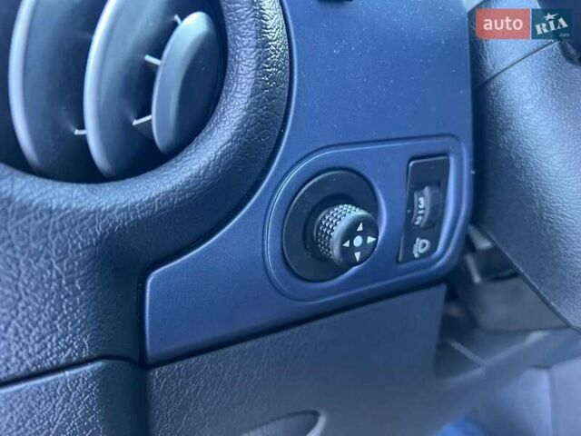 Синій Сітроен Берлінго, об'ємом двигуна 1.4 л та пробігом 203 тис. км за 4190 $, фото 17 на Automoto.ua