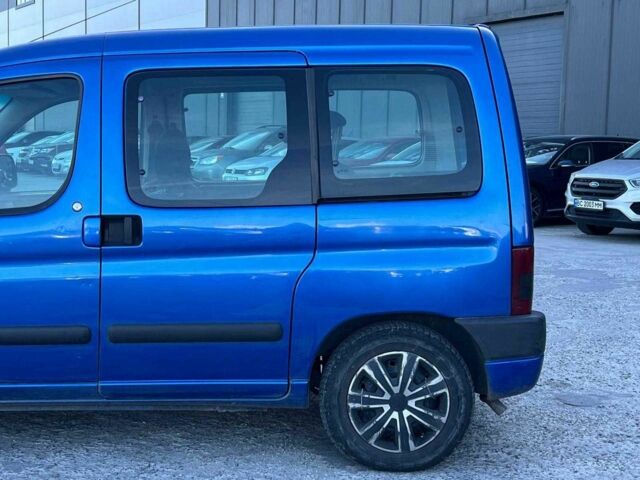 Синий Ситроен Берлинго, объемом двигателя 1.4 л и пробегом 203 тыс. км за 4190 $, фото 3 на Automoto.ua