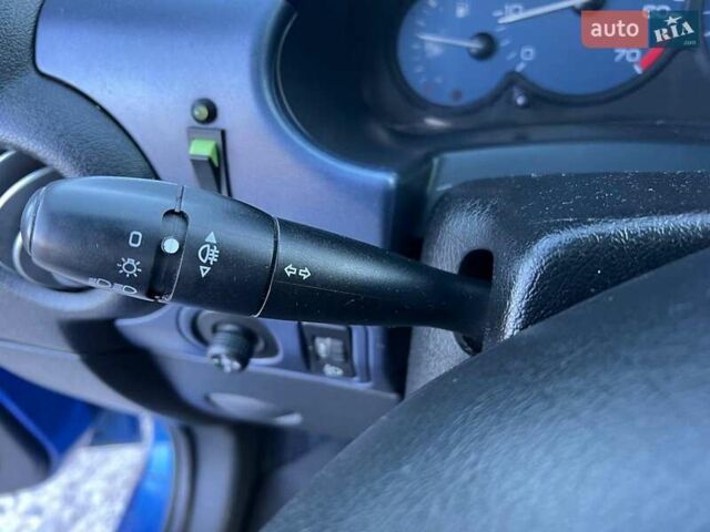 Синій Сітроен Берлінго, об'ємом двигуна 1.4 л та пробігом 203 тис. км за 4190 $, фото 19 на Automoto.ua