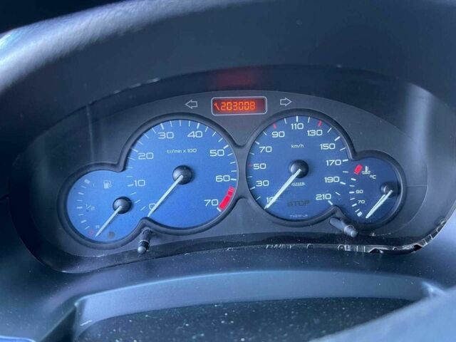 Синий Ситроен Берлинго, объемом двигателя 1.4 л и пробегом 203 тыс. км за 4190 $, фото 18 на Automoto.ua