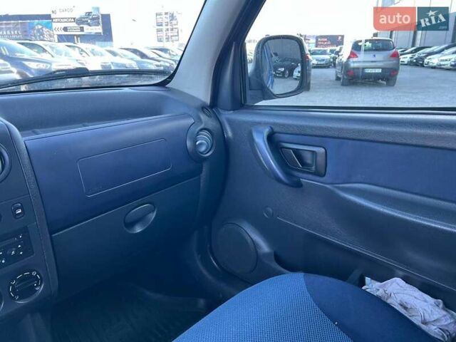 Синій Сітроен Берлінго, об'ємом двигуна 1.4 л та пробігом 203 тис. км за 4190 $, фото 28 на Automoto.ua