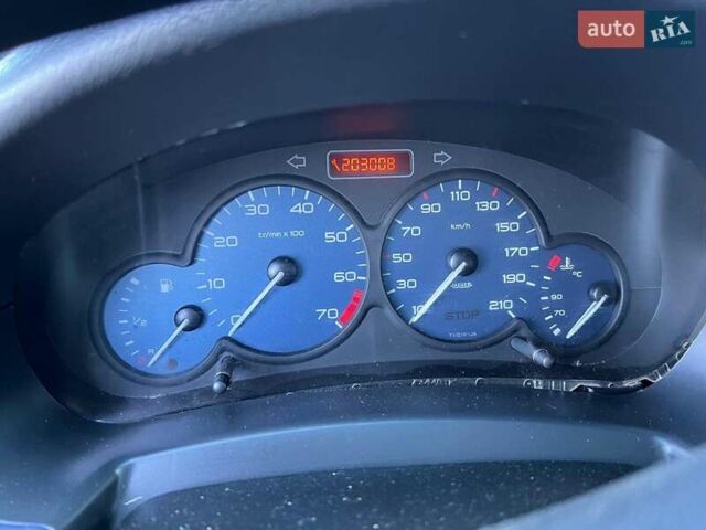 Синій Сітроен Берлінго, об'ємом двигуна 1.4 л та пробігом 203 тис. км за 4190 $, фото 18 на Automoto.ua