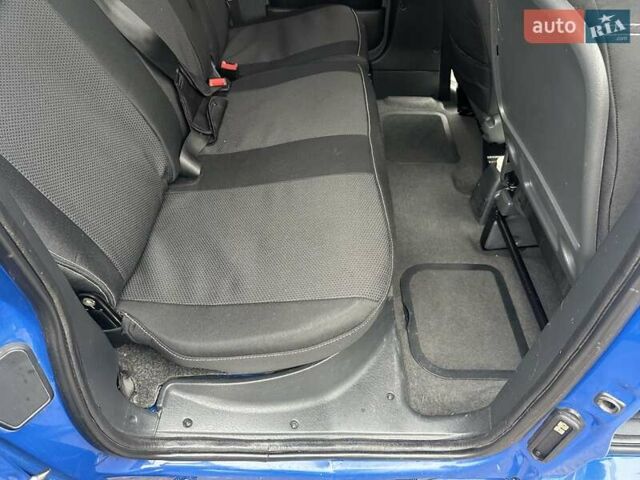 Синий Ситроен Берлинго, объемом двигателя 2 л и пробегом 197 тыс. км за 4999 $, фото 17 на Automoto.ua